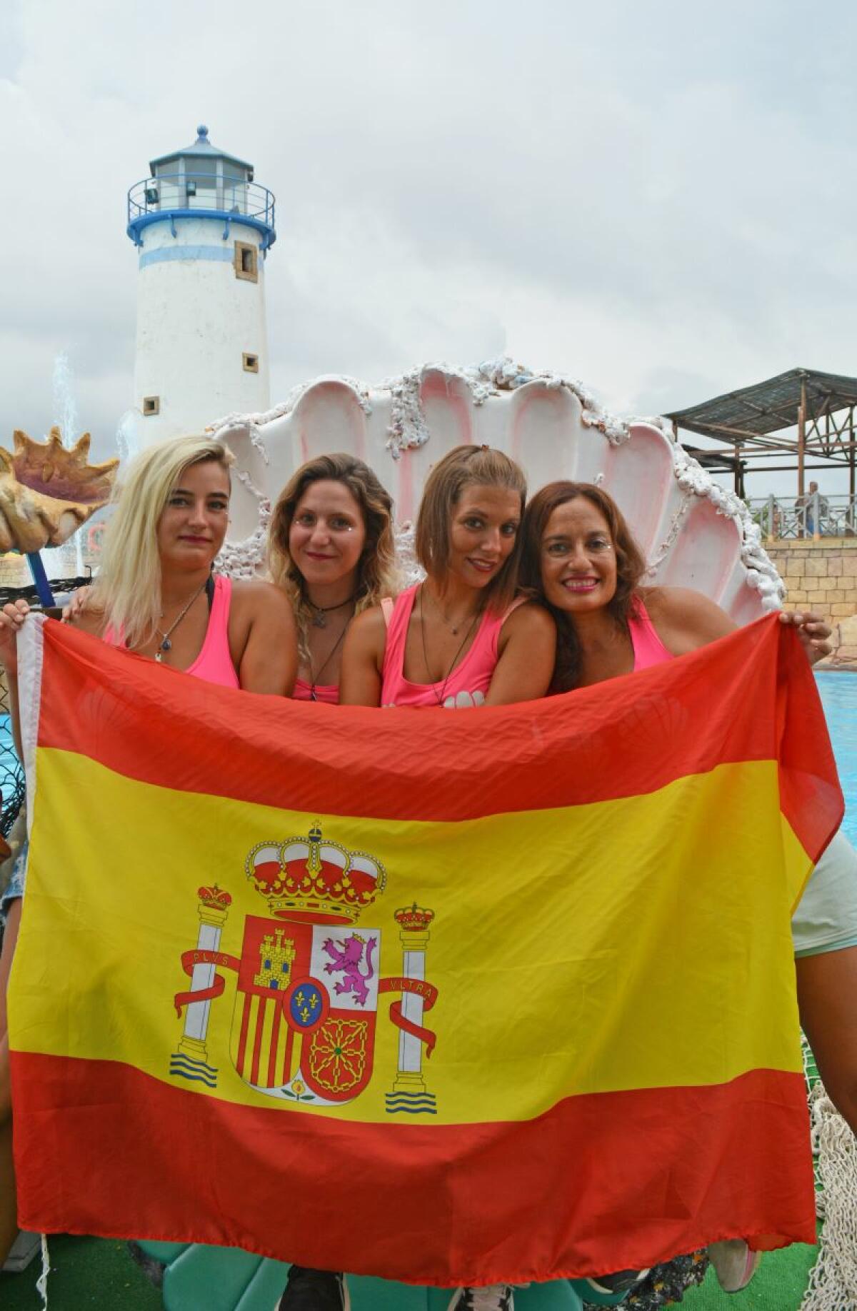 Las sirenas de Aqua Natura Benidorm representarán a España en la Olimpiada Mundial de Sirenas