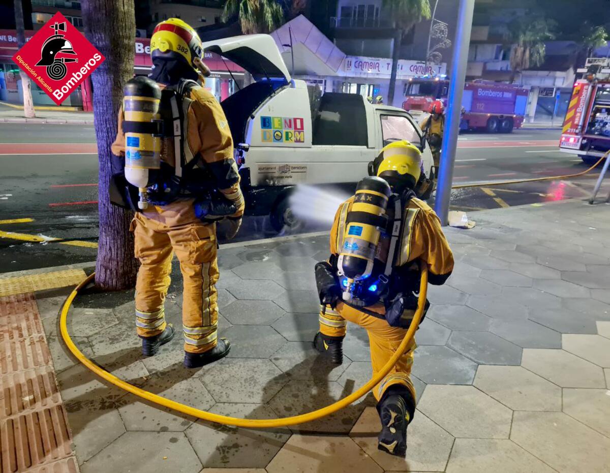 INCENDIO DE VEHÍCULO ELÉCTRICO EN BENIDORM