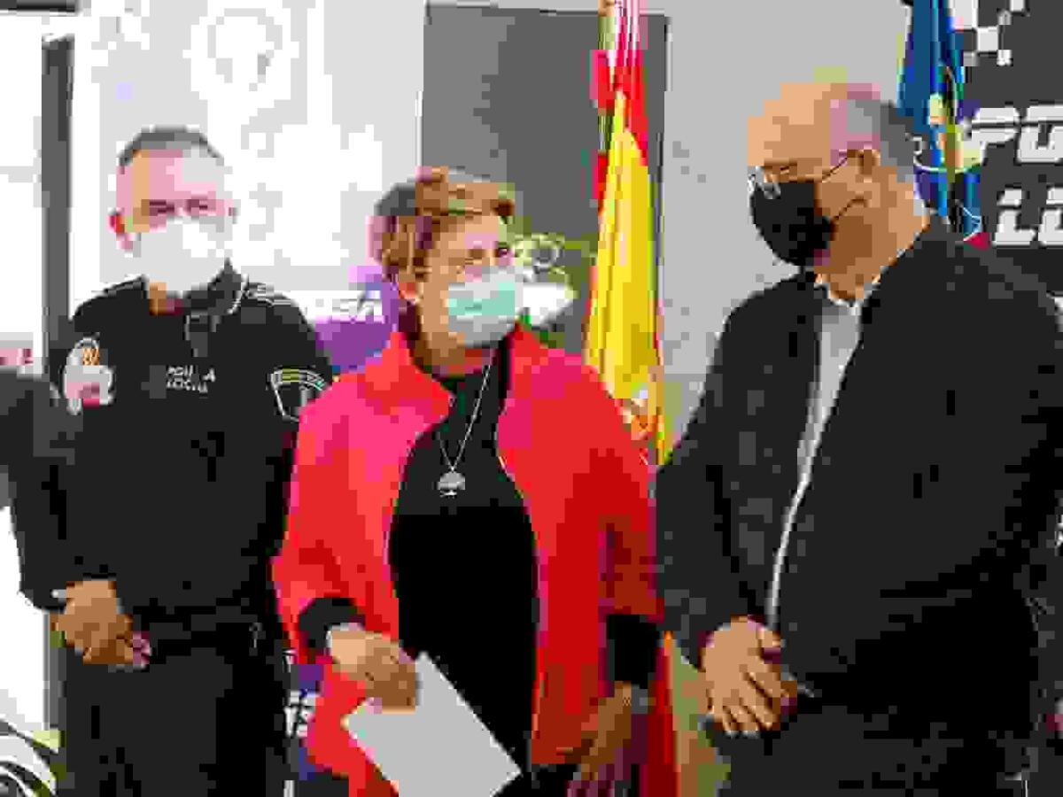 La Vila y el Observatorio Español de Delitos Informáticos firman un convenio para combatir el ciberacoso en víctimas de violencia de género