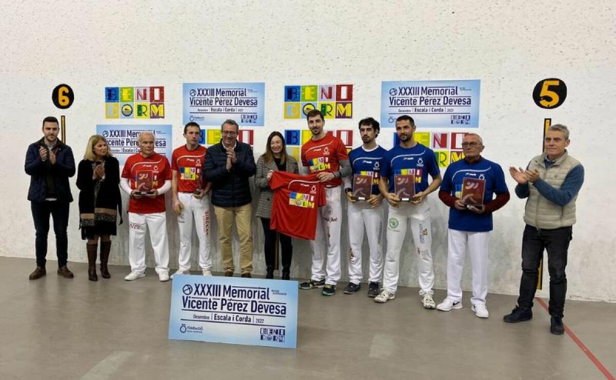 Los azules consiguen el Trofeo de Nadal de Benidorm