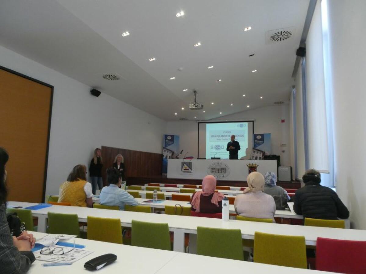 La Seu Universitària acogió el curso de “Manipulador de Alimentos”