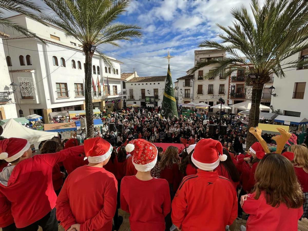 Mañana arranca la XII Feria de Navidad con los coros escolares y el encendido de la iluminación navideña