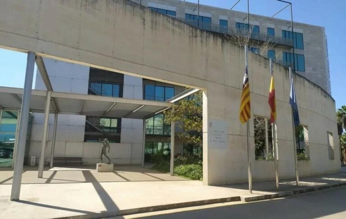 Reunión de la Asociación Hablamos Español con la Directora General de Planificación Educativa de las Islas Baleares