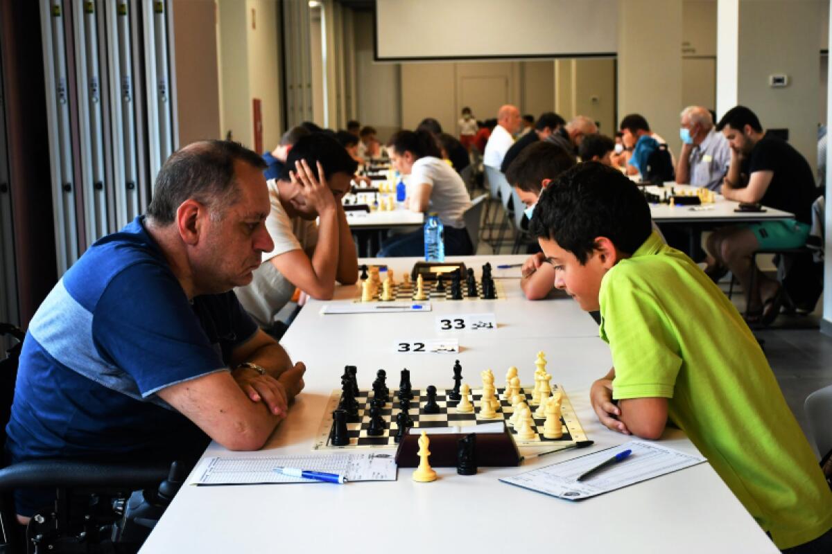 El ajedrecista vilero Víctor Tudela queda octavo en el II Open Internacional de ajedrez de Alicante