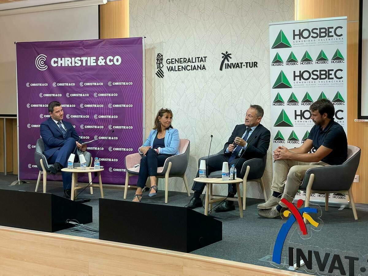 La celebración de este evento simboliza el compromiso de HOSBEC y Christie & Co con la industria hotelera y busca impulsar el gremio a través de su amplia experiencia y conocimiento del sector.