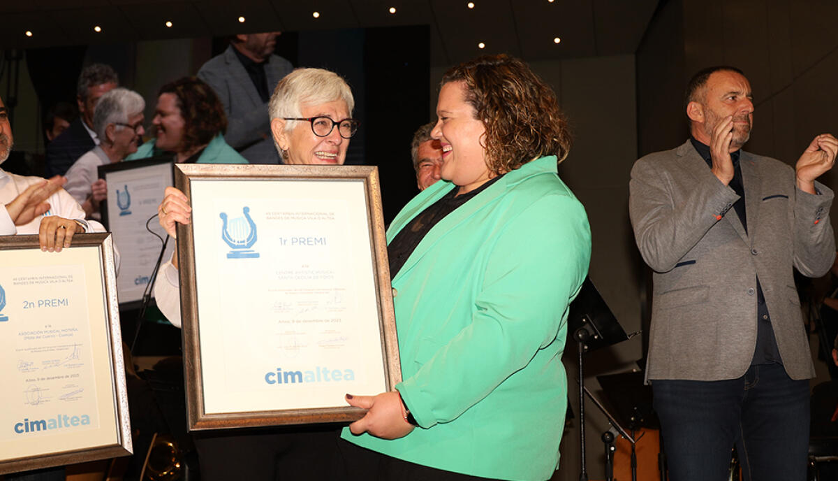 La Sociedad Musical Instructiva Santa Cecilia de Cullera se alza con el Primer Premio y Mención de Honor en el CIM de Altea