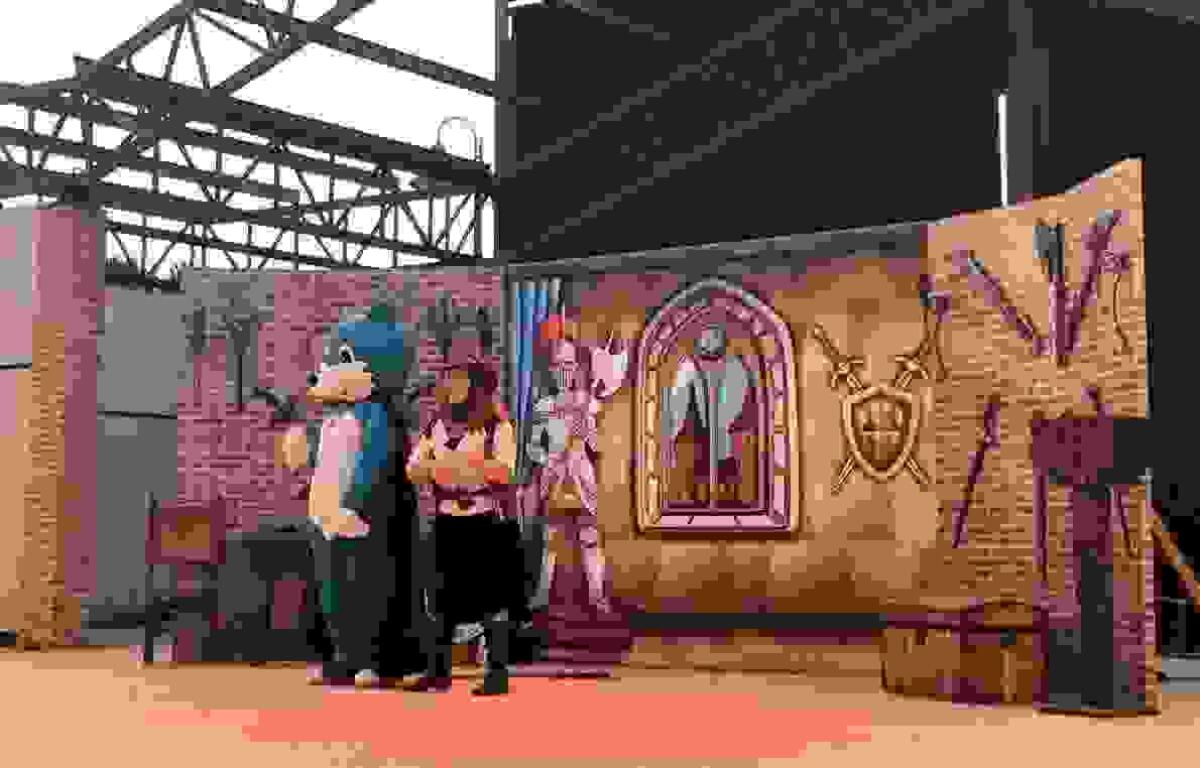 El teatro infantil de &ldquo;Sensacions d&rsquo;Estiu&rdquo; reuni&oacute; este fin de semana a centenares de personas en el Castell y en la Cala de Finestrat