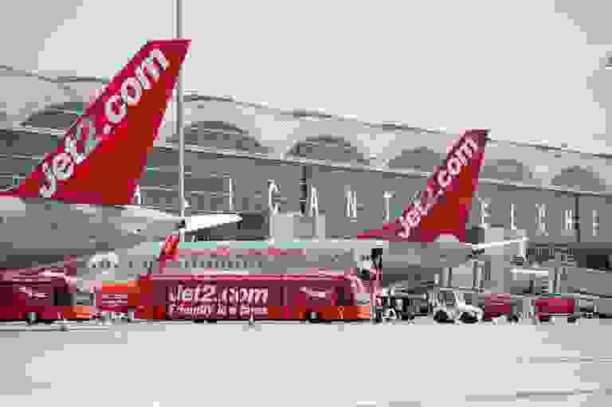 Benidorm trabaja en para establecer un corredor a&eacute;reo seguro con las Islas Brit&aacute;nicas