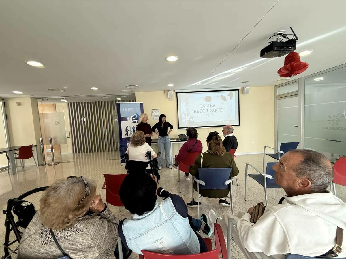 Comienzan los Talleres gratuitos del Servicio de Teleasistencia de la Generalitat en La Nucía  