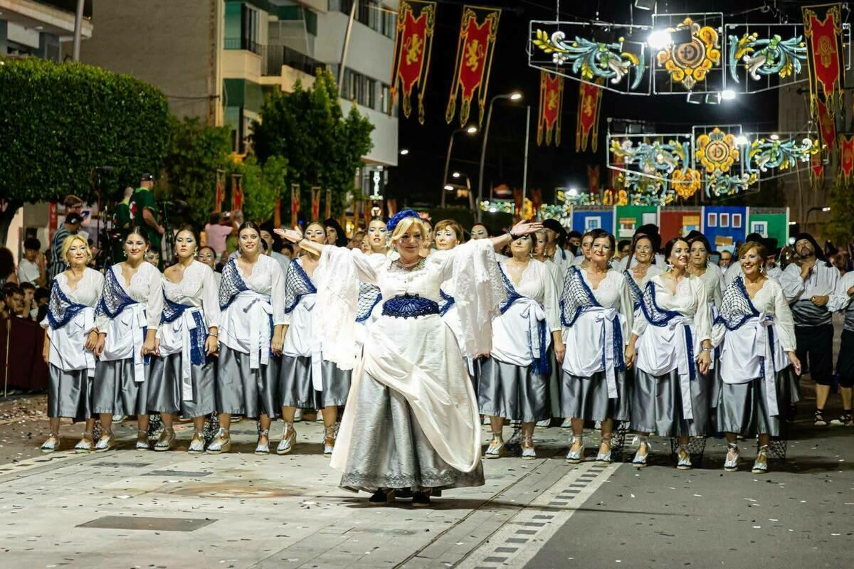 Los corsarios que protegían las costas de los ataques sarracenos en el siglo XVI protagonizan el boato del Rey Cristiano, Maties Romà