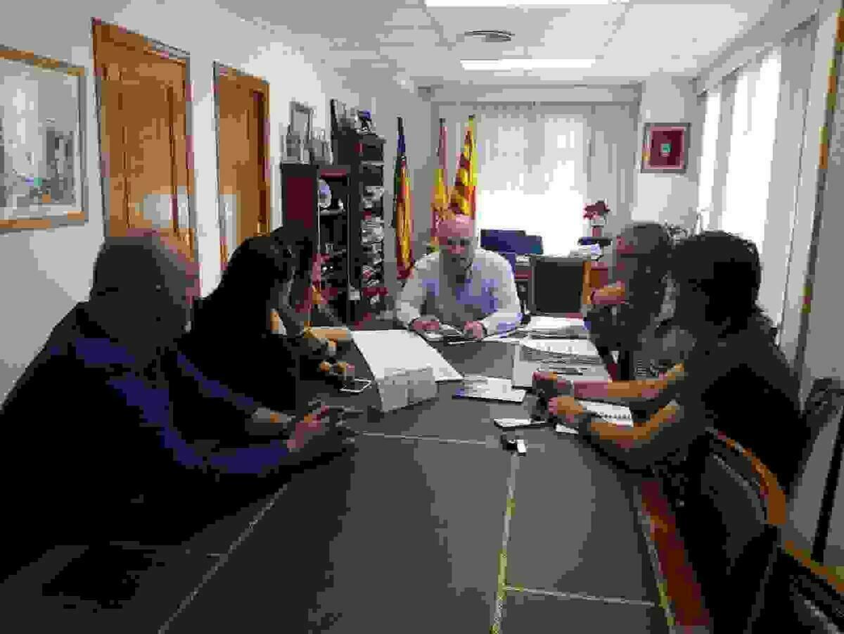 La Vila &middot; Ayuntamiento y AMPA organizan diferentes acciones para protestar por el retraso en la construcci&oacute;n del CEIP Gasparot