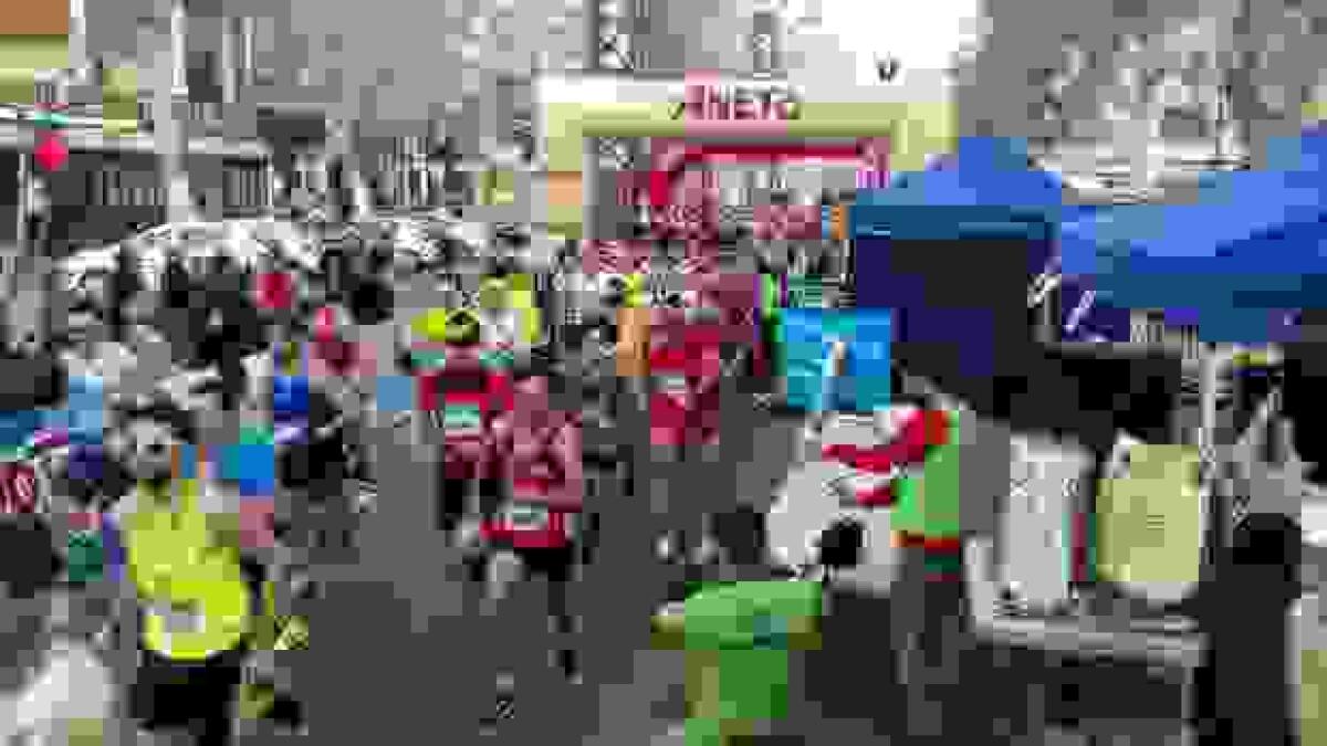  Cerca de 500 personas participan en la VIII San Silvestre de Benidorm para despedir el a&ntilde;o haciendo deporte