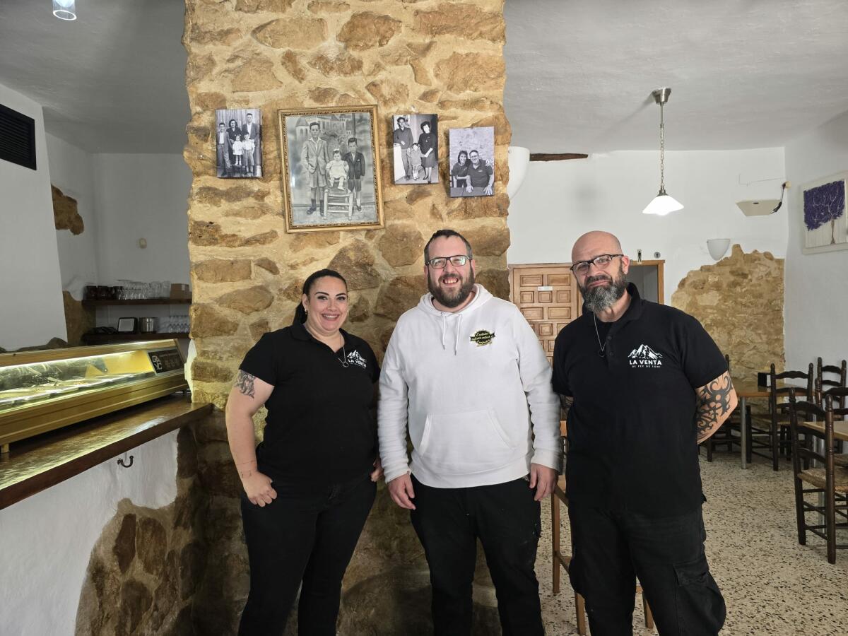 Confrides celebra la reapertura del emblem&aacute;tico bar &ldquo;La Venta de Pep de Toni&rdquo;