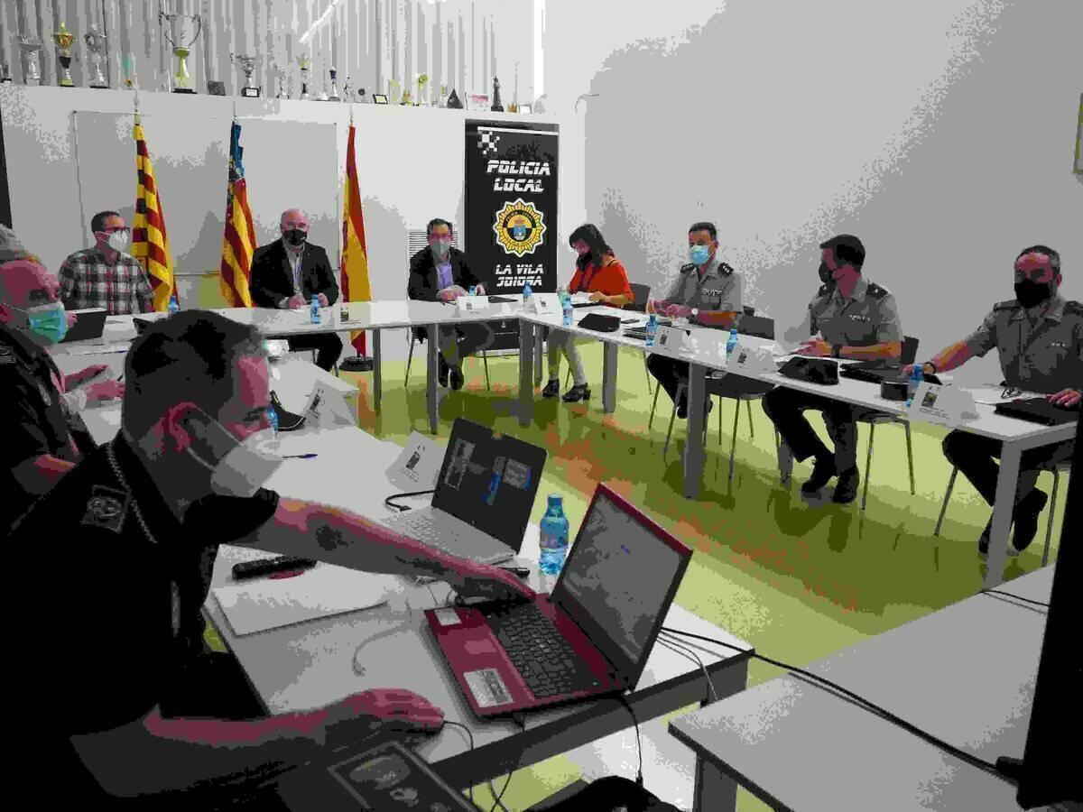 La Vila Joiosa celebra la Junta local de Seguridad con el COVID-19 como asunto prioritario