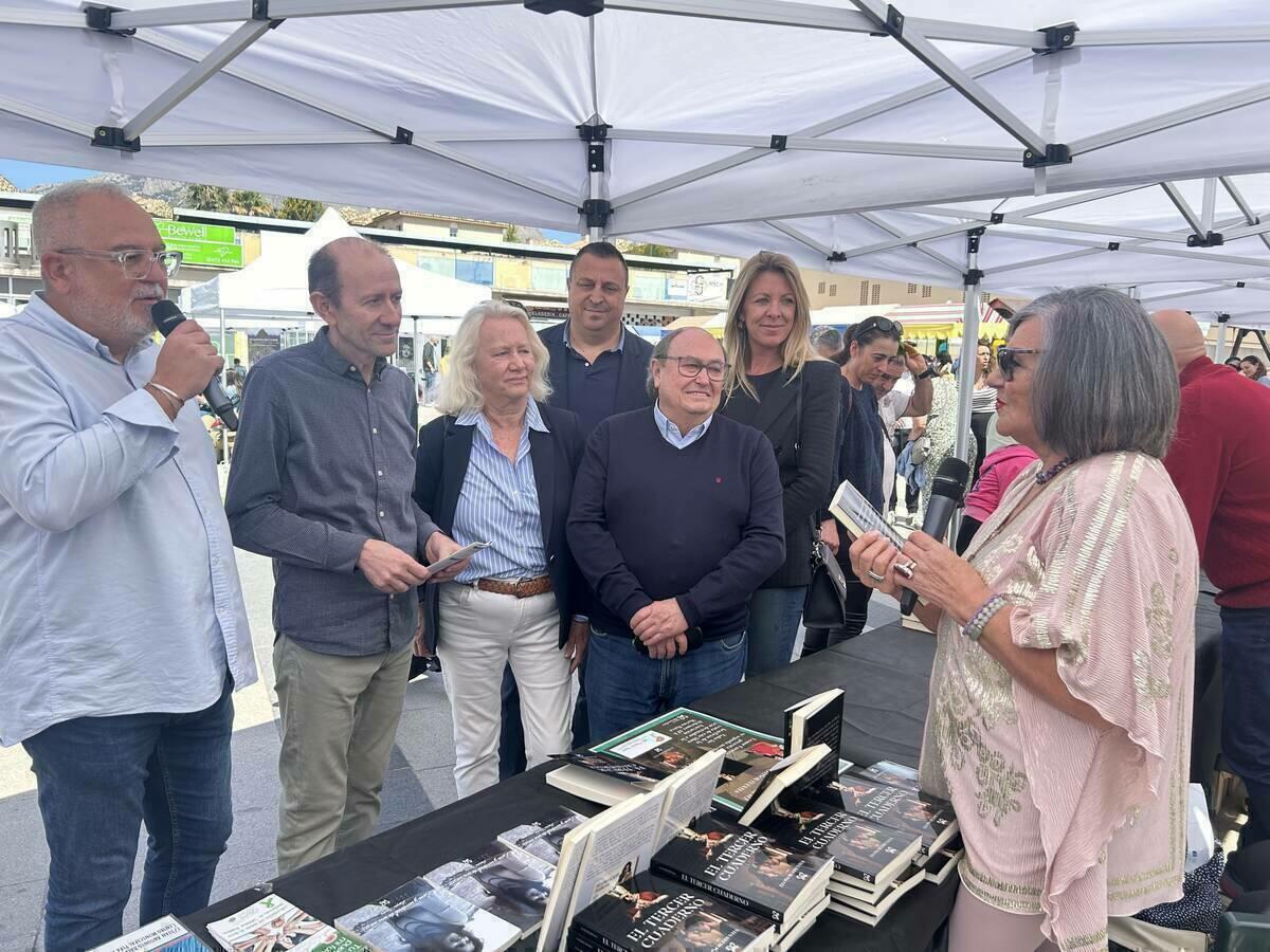 La VIII Feria del Libro de La Nucía reunió a 30 escritoras y escritores