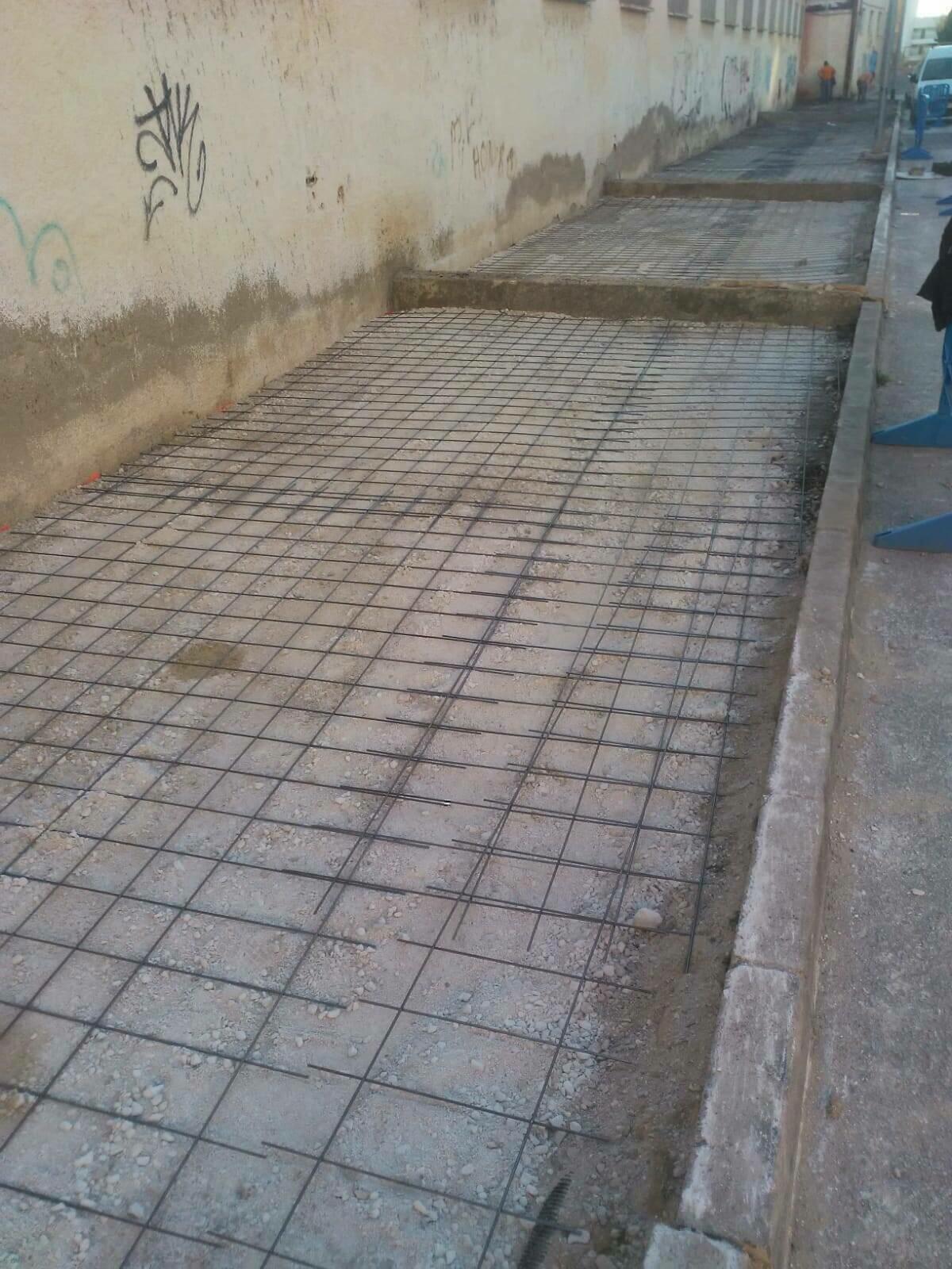 Servicios Técnicos finaliza la primera fase de las obras de pavimentación del nuevo acerado de Partida Barberes Sur