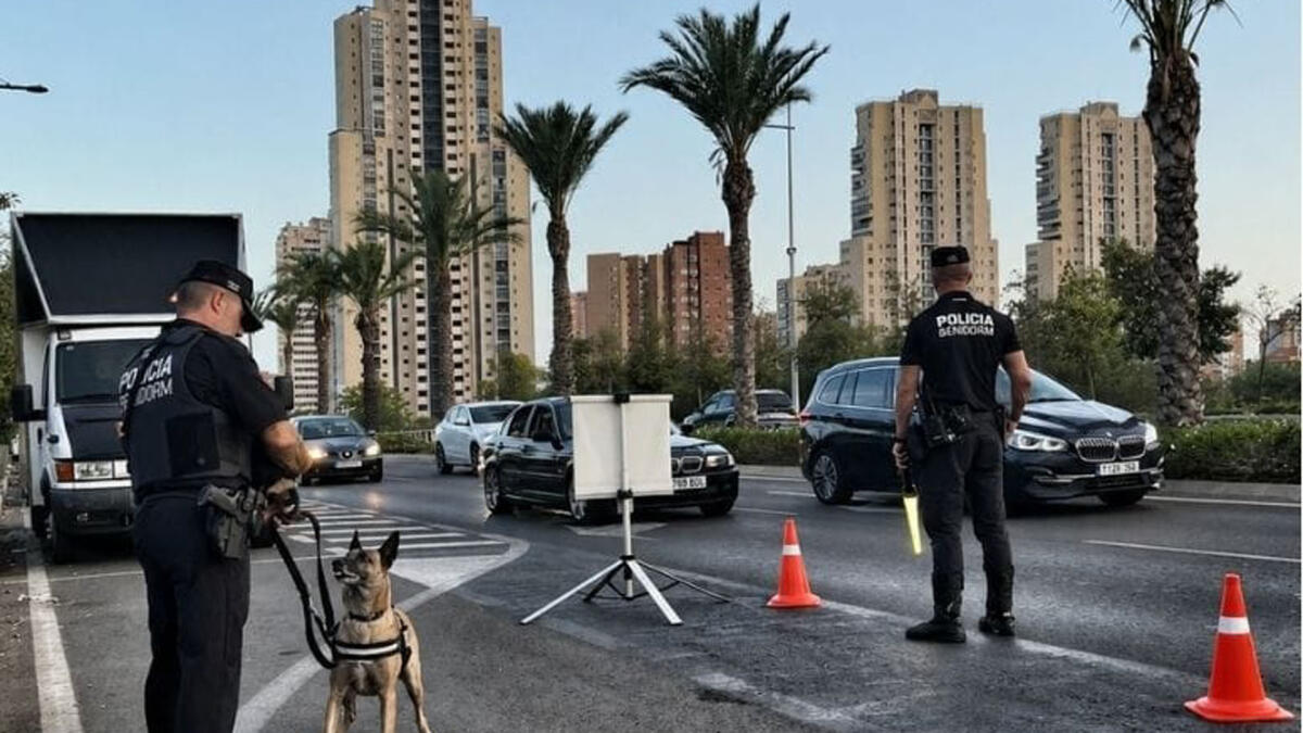La Polic&iacute;a Local de Benidorm despliega un dispositivo especial con motivo del Puente del 15 de agosto