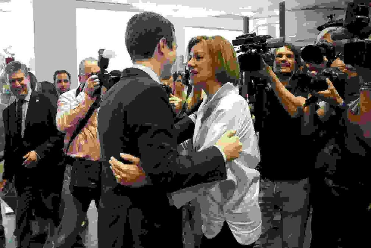 Guerra de avales entre los favoritos para presidir el PP