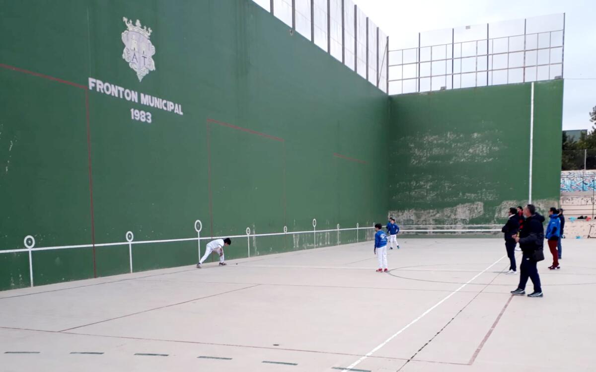 L’ESCOLA DE PILOTA LOGRA LA 4ª POSICIÓN DE TODA LA PROVINCIA EN EL CAMPEONATO DE GALOTXA DELS JECV