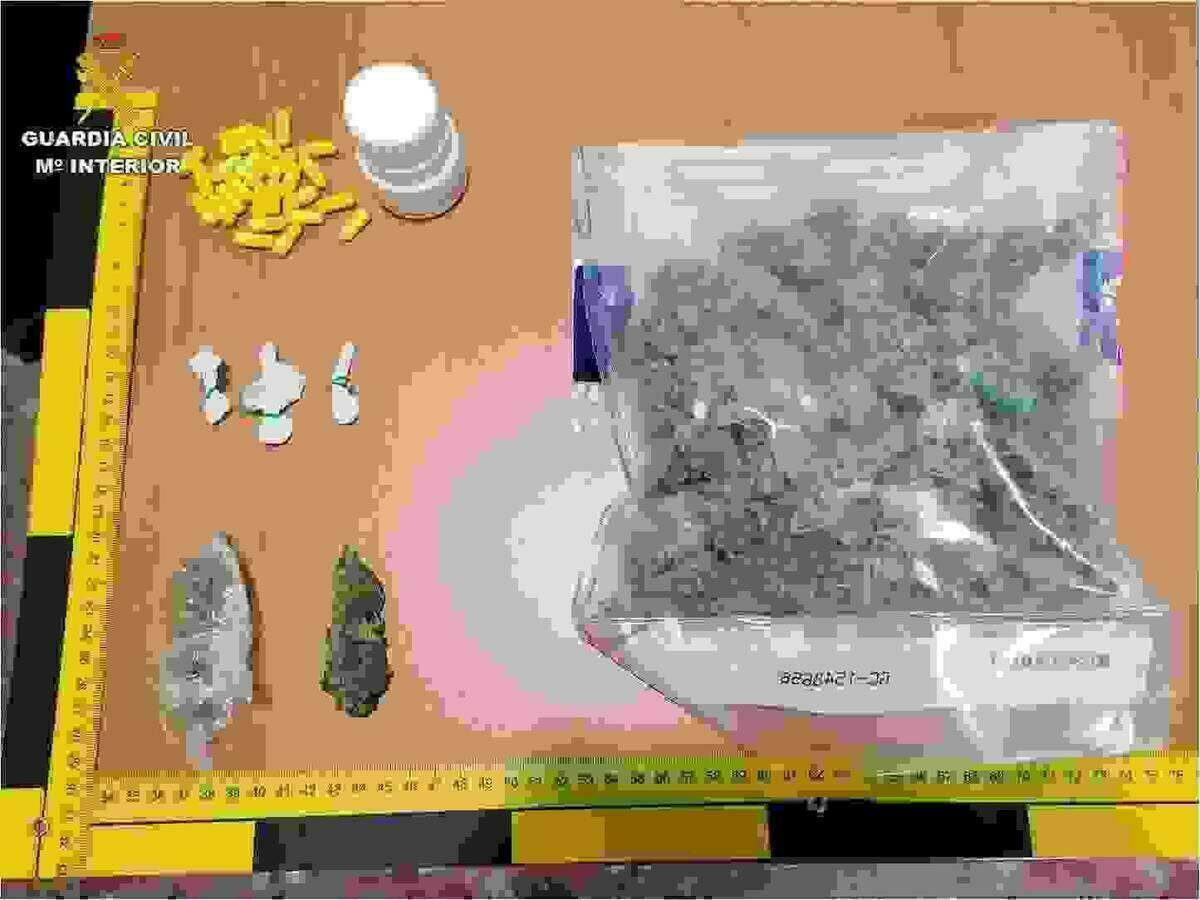 La Guardia Civil desmantela otro punto de venta de drogas en un barrio de Villena.
