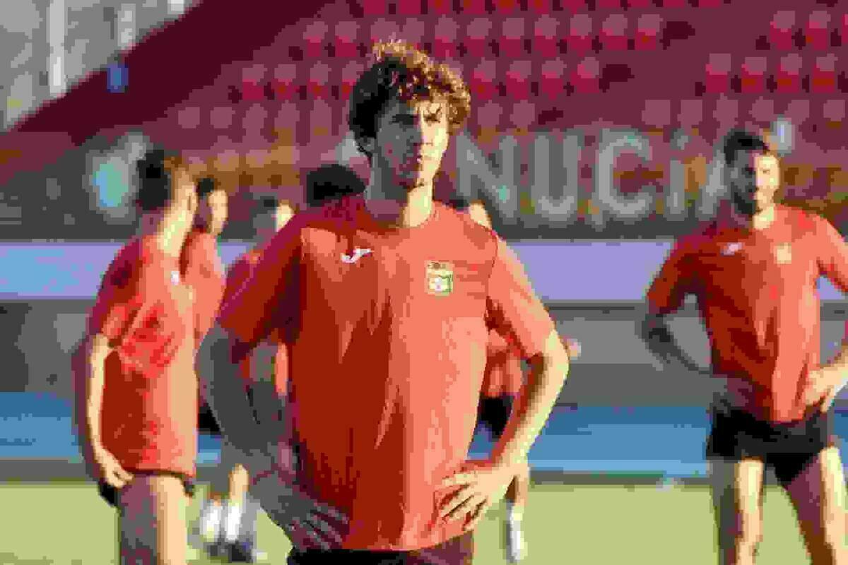 Los &ldquo;colchoneros&rdquo; Lama y Soto refuerzan el C.F. La Nuc&iacute;a