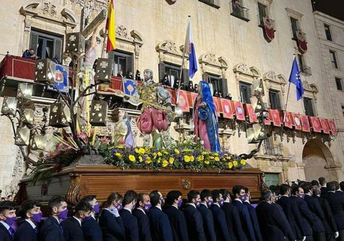 Alicante se prepara para una Semana Santa de récord