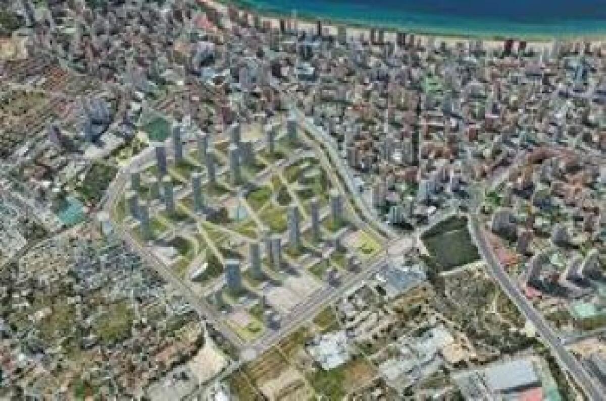 Unides Podem-Esquerra Unida Benidorm propone cambiar el uso urbanístico del ensanche levante para construir más viviendas residenciales a precios asequibles.