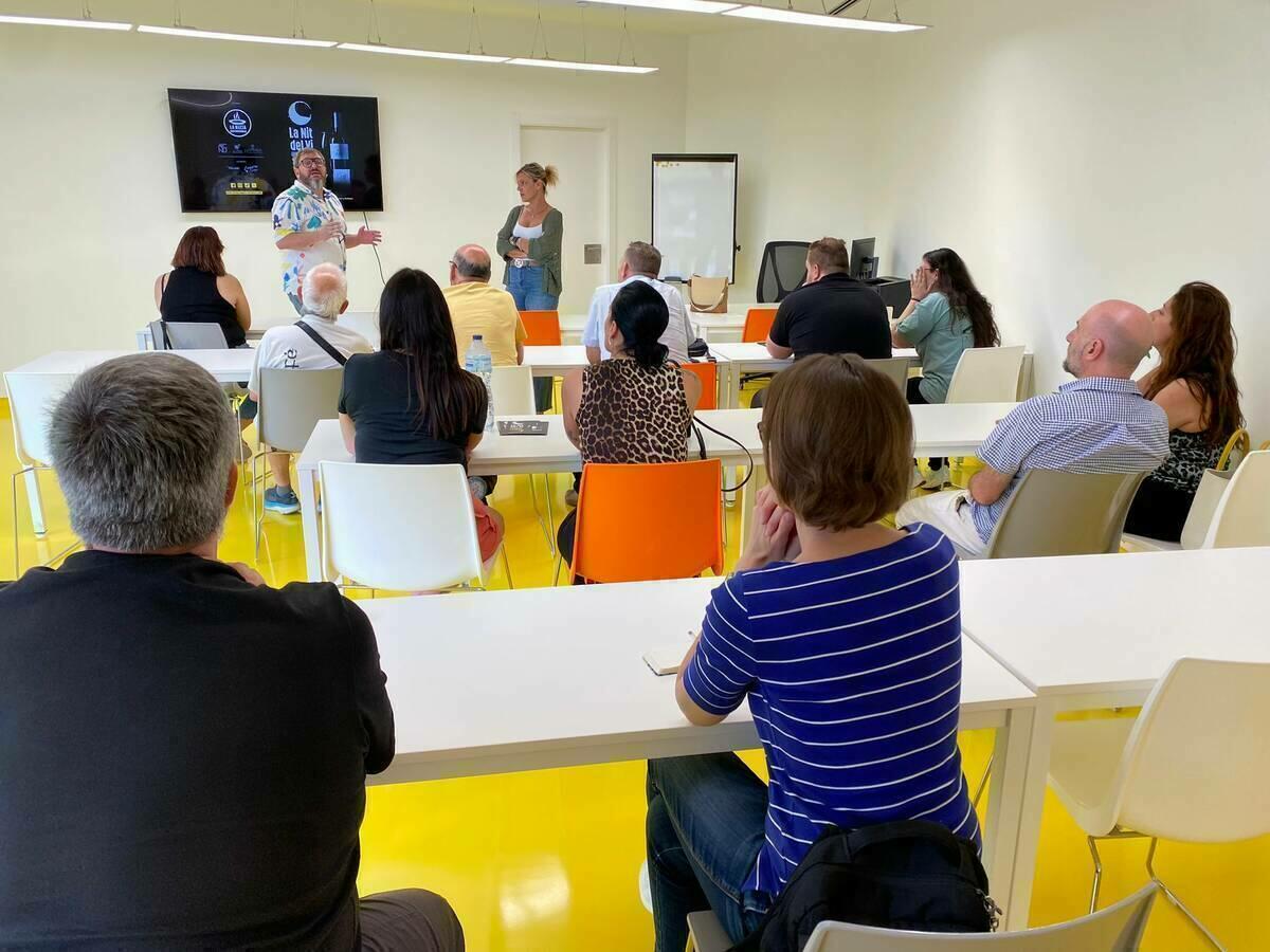 Reuniones de coordinación con los participantes de “La Nit del Vi” de La Nucía