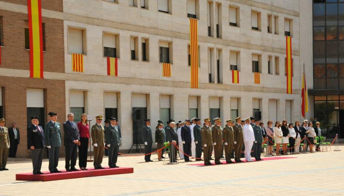 Vecinos de Sant Andreu de la Barca denuncian que la Generalitat suprime plazas de guardería al lado de la Guardia Civil