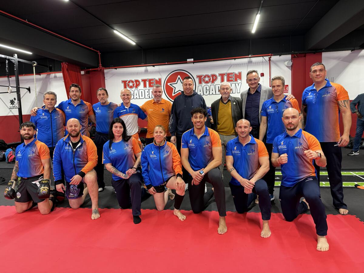 250 deportistas en la &ldquo;tecnificaci&oacute;n&rdquo; de Kick Boxing y Muay Thai