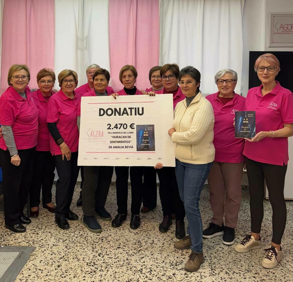 La novela Hurac&aacute;n de sentimientos dona sus beneficios a la Asociaci&oacute;n Vilera de C&aacute;ncer de Mama y Ginecolog&iacute;a (&Aacute;gora)