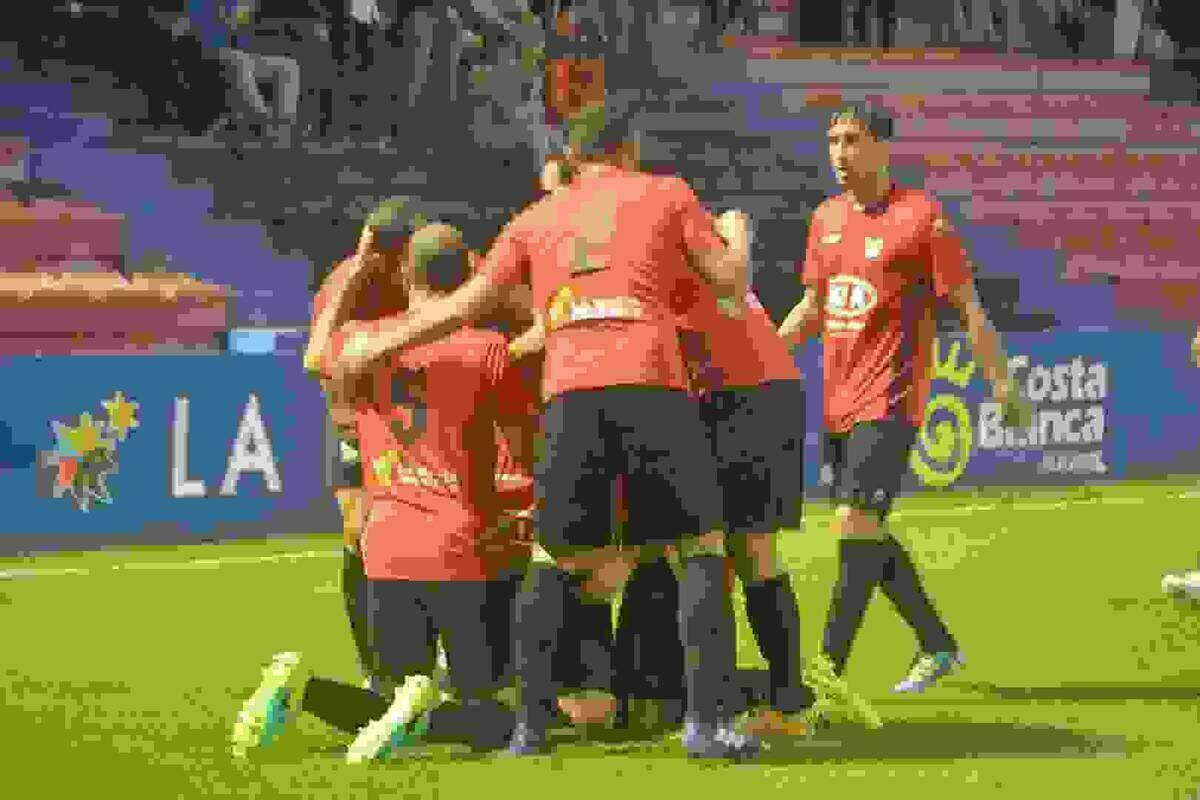 La Nuc&iacute;a gan&oacute; 2-0 al Orihuela y ma&ntilde;ana se mide al Alzira