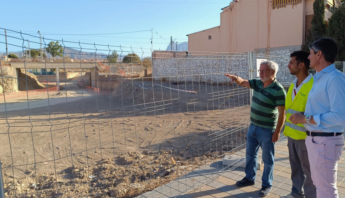 Avanzan las obras del acceso al IES Marcos Zaragoza de Villajoyosa que contar&aacute; con un nuevo paso inferior y una rotonda