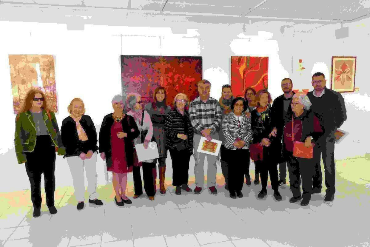   &lsquo;Nosaltres i el roig&rsquo;, exposici&oacute;n de pintoras de Benidorm en la Casa del Fester