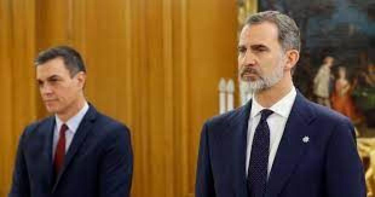 El ansia de poder de Sánchez: del asalto a las instituciones a suplantar al rey Felipe VI