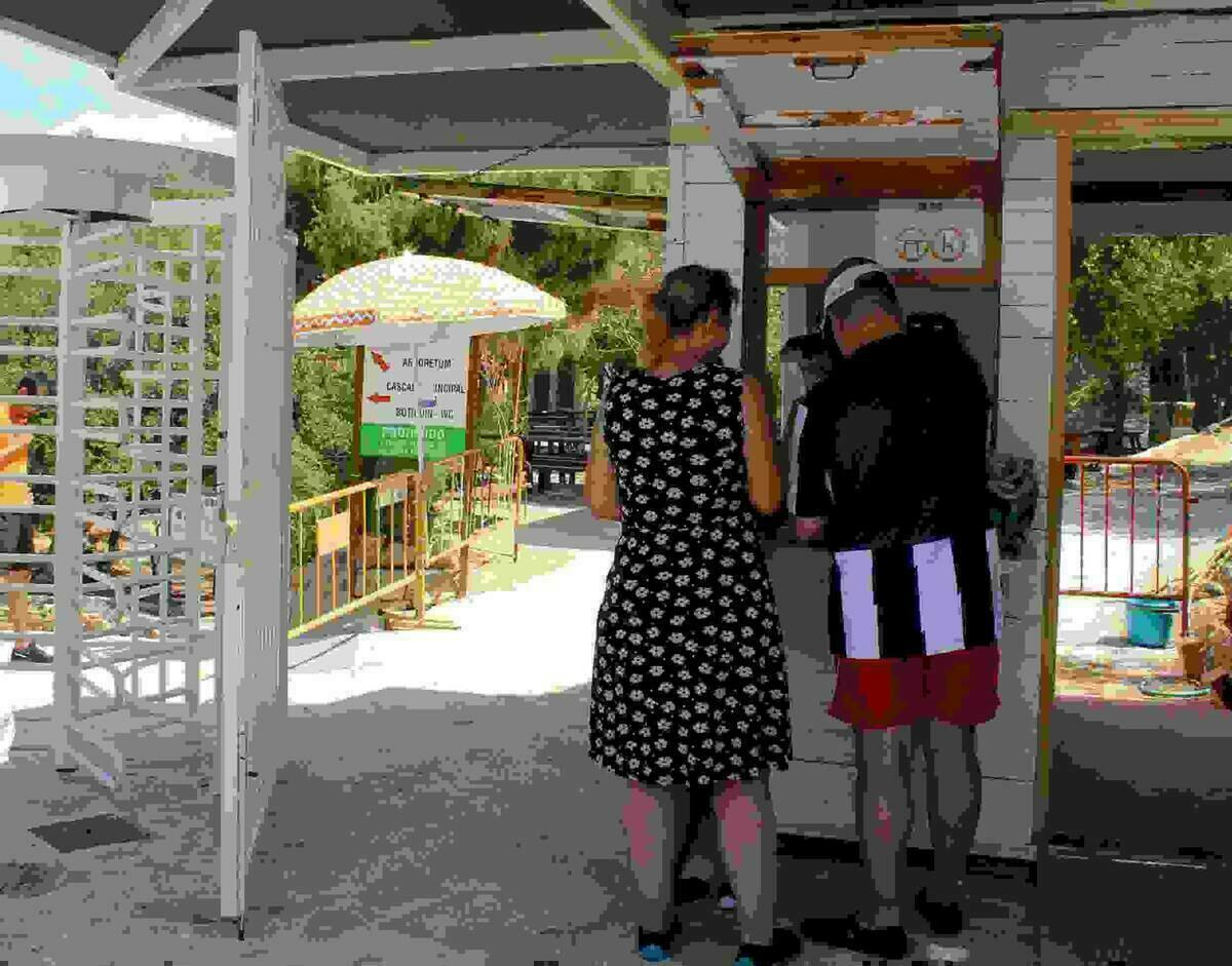 Callosa &middot; Nuevos aseos en la zona del picnic de las Fuentes del Algar 