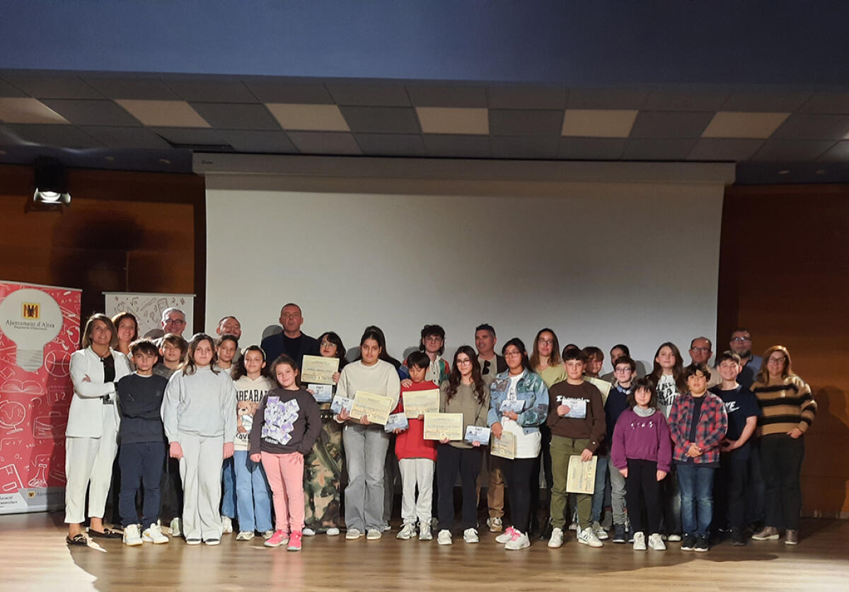 El Ayuntamiento de Altea entrega los Premios al Esfuerzo Acad&eacute;mico