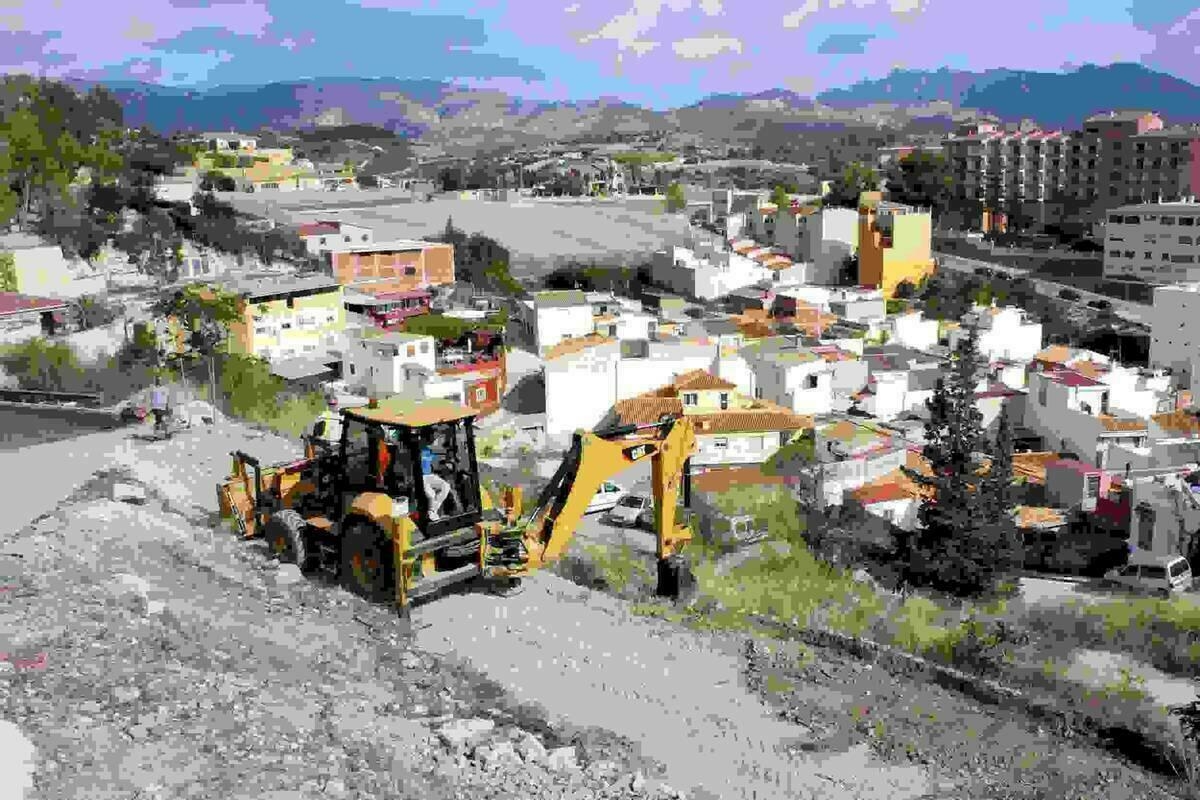 Callosa &middot; Comienzan las obras de la zona verde del Almedia