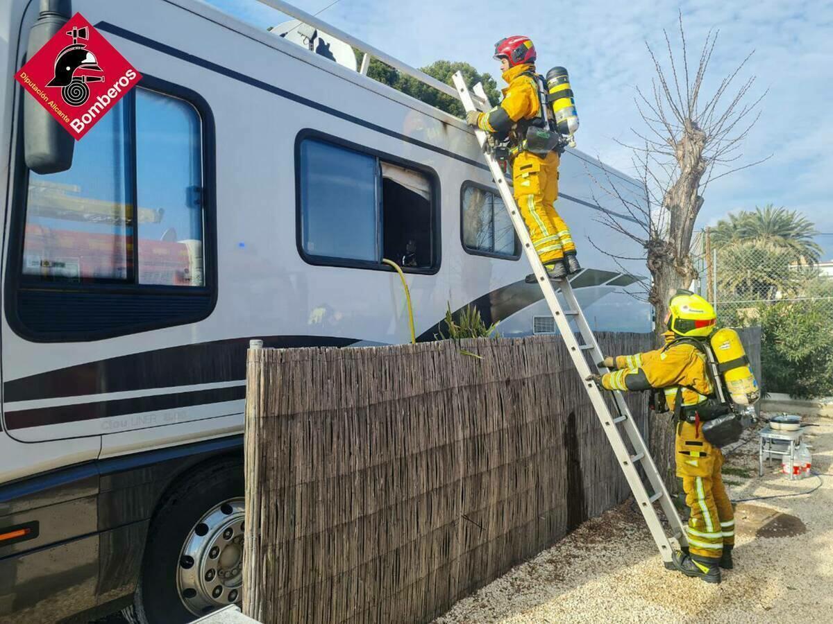 Incendio de Autocaravana en Altea
