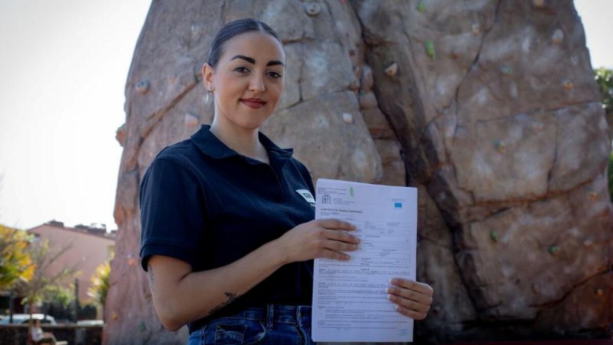 Jóvenes que pasan a indefinidos tras la reforma laboral: “Se acabó la ansiedad continua para ver si me renuevan”