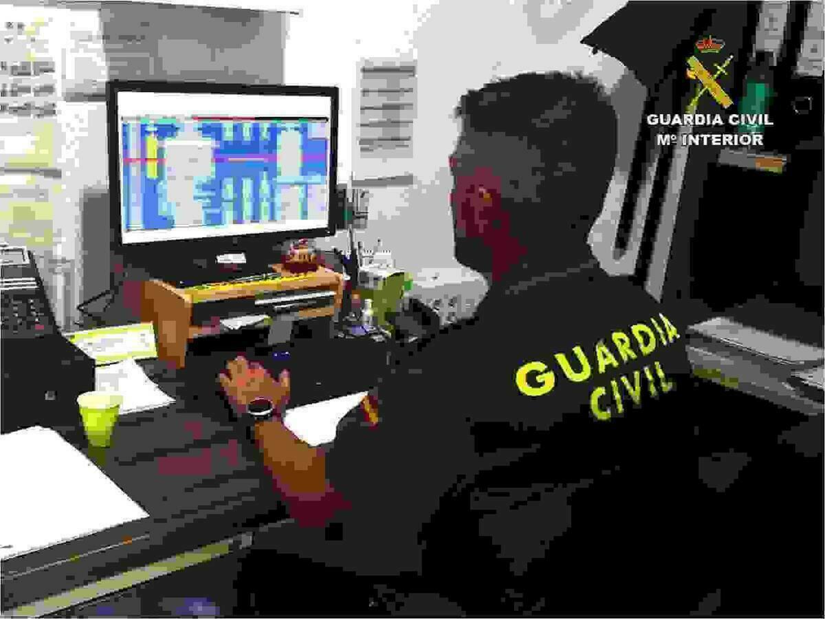 La Guardia Civil desarticula una banda criminal que hab&iacute;a estafado m&aacute;s de 80.000 euros a sus v&iacute;ctimas