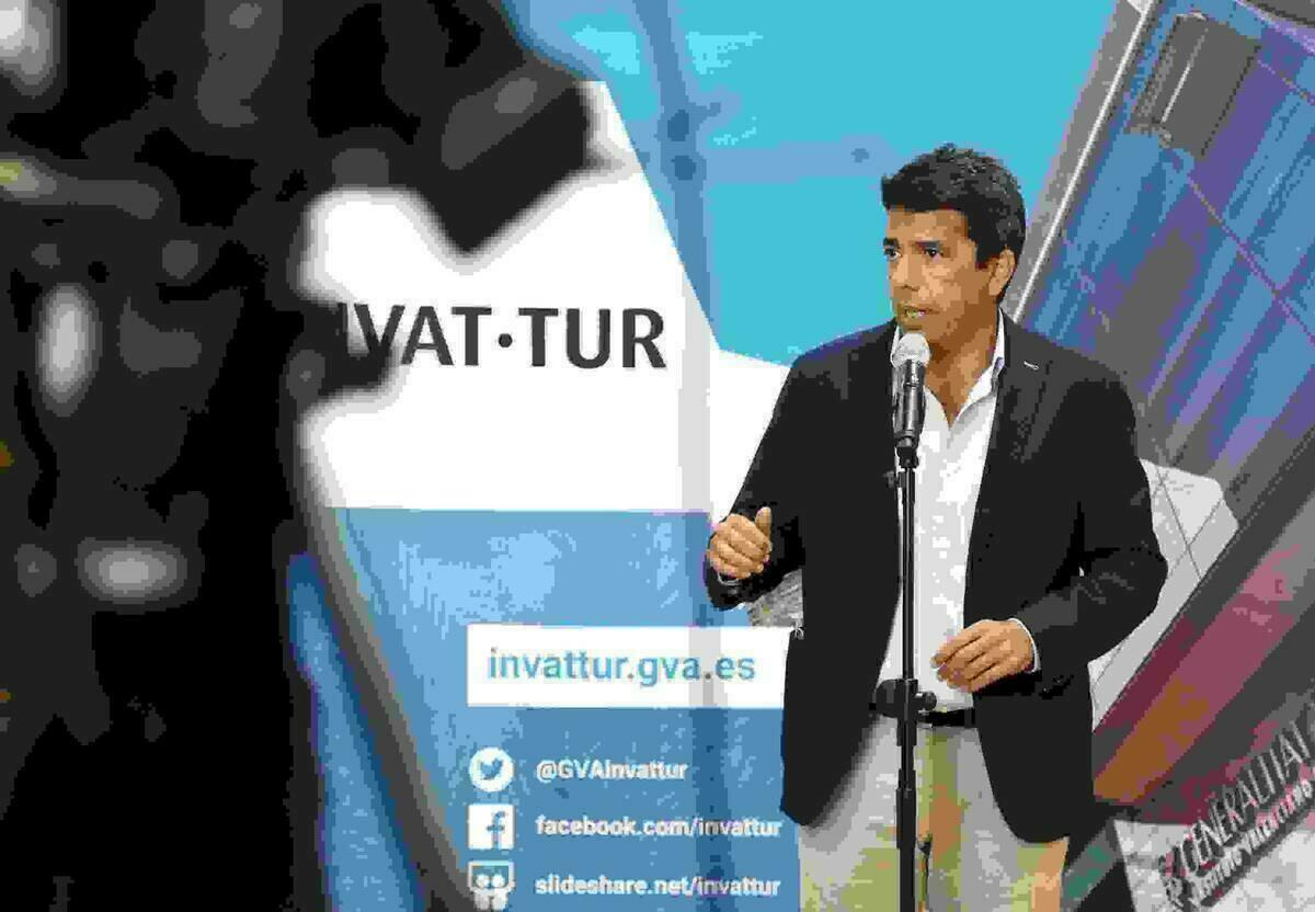 Los j&oacute;venes de &lsquo;Verano 2020&rsquo; se aventuran en la historia Benidorm a trav&eacute;s de El Castell.