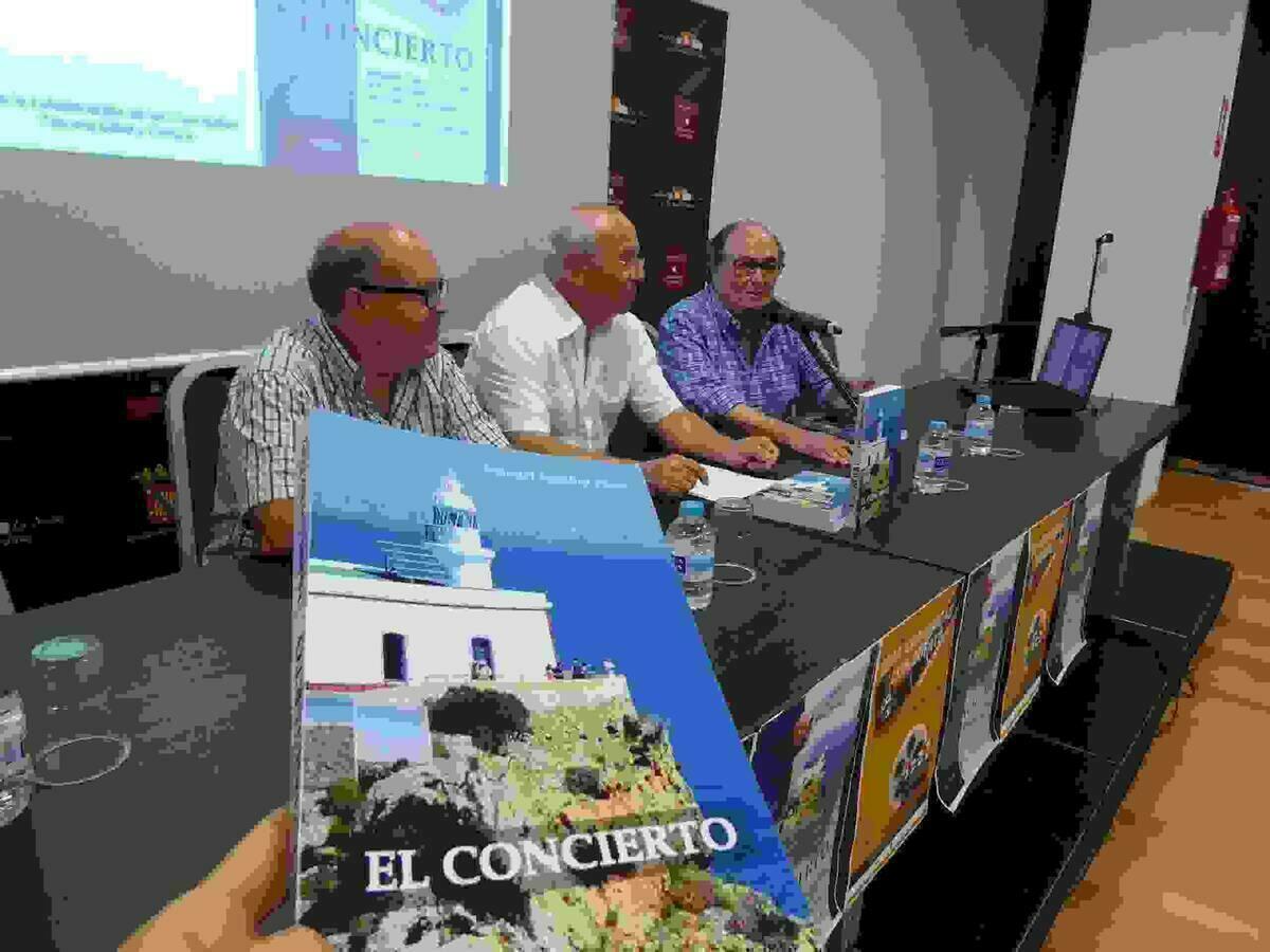 Manuel S&aacute;nchez present&oacute; su novela &ldquo;El Concierto&rdquo; 
