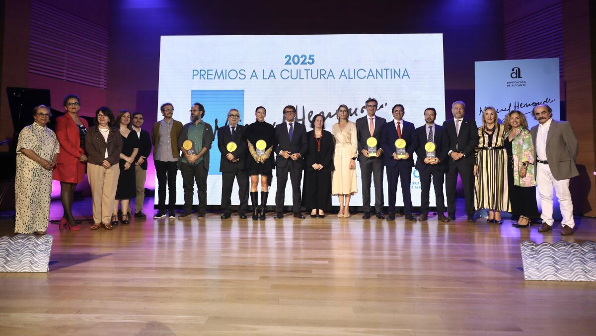 Gala de entrega de los V Premios a la Cultura Alicantina Miguel Hernández