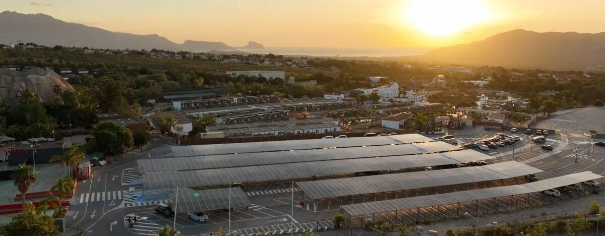 Terra Natura Benidorm refuerza su compromiso ambiental con una instalación solar fotovoltaica de 1.000 kW