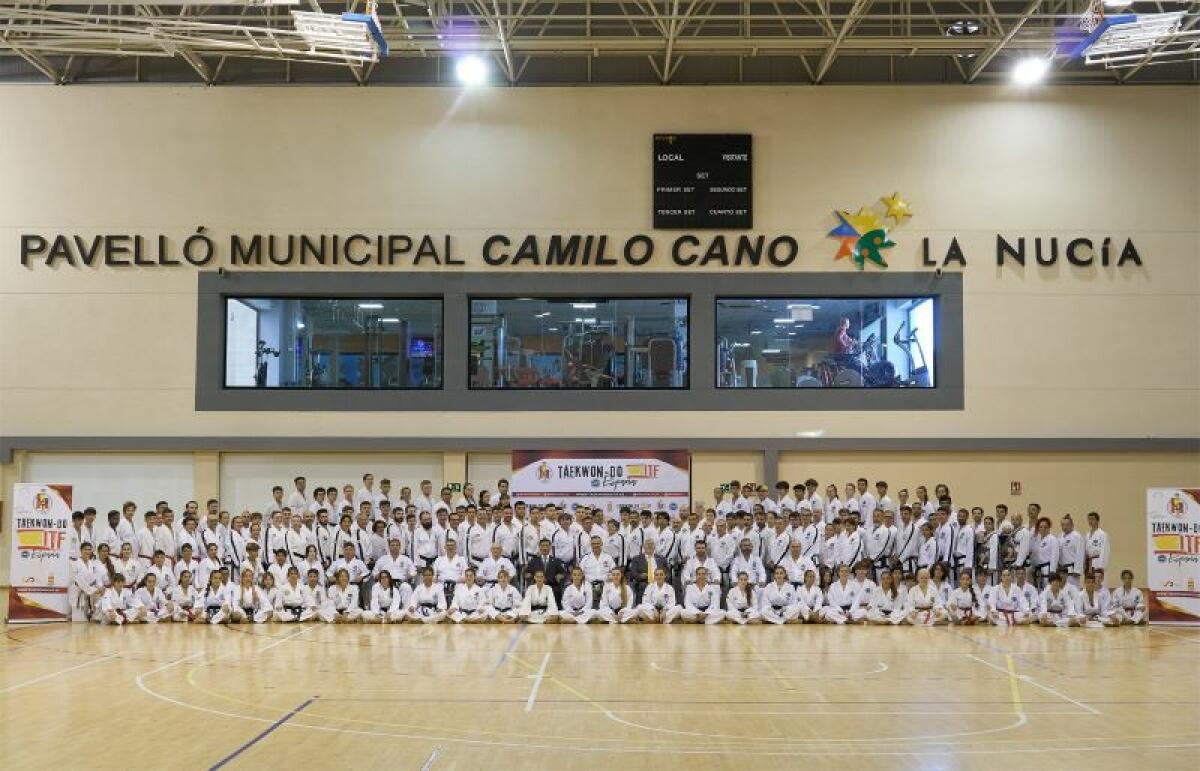 200 taekwondistas participaron en el Congreso Nacional de La Nucía