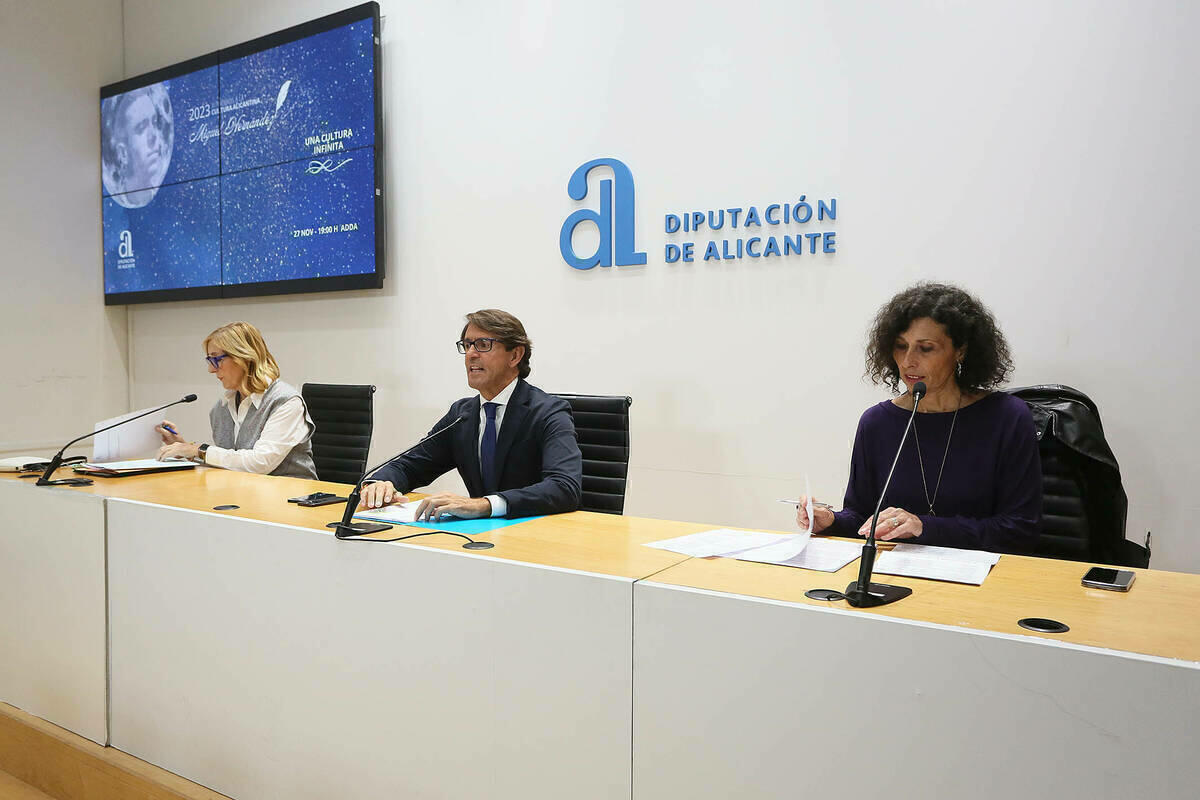 La Diputación distingue a Joaquín Santo Matas y a Cristina de Middel en los premios a la cultura alicantina  