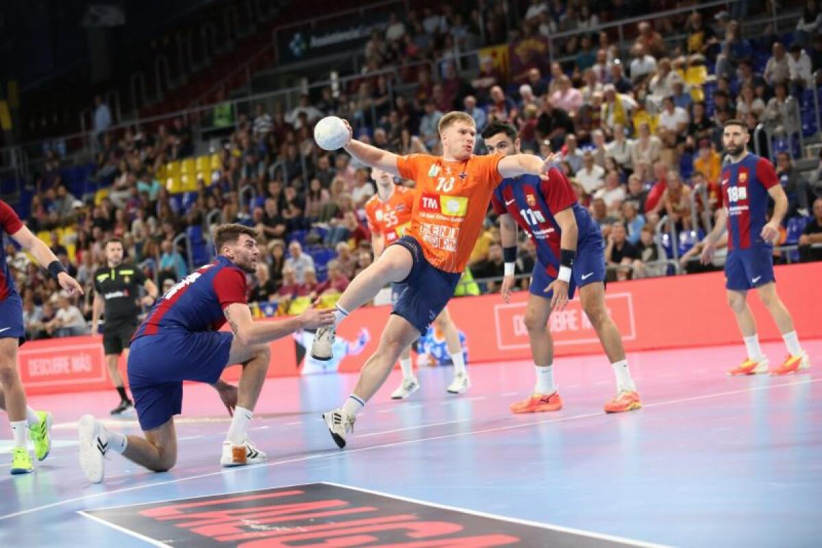 BUENA IMAGEN DEL TM BENIDORM A PESAR DE LA DERROTA