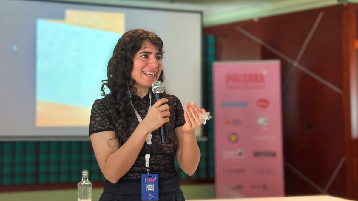 Irene Moray lleva su proceso creativo al Festival Skyline de Benidorm: memes, meditaciones y la defensa de hacer cine desde la intuici&oacute;n.