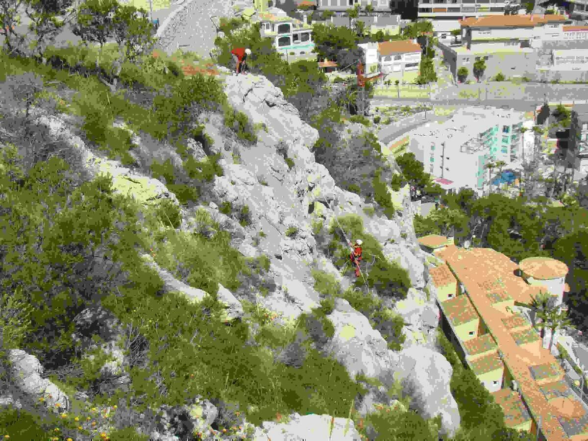 Benidorm realiza un estudio para comprobar la estabilidad del talud del Tossal de La Cala tras las &uacute;ltimas lluvias